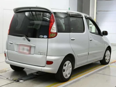 Toyota Funcargo