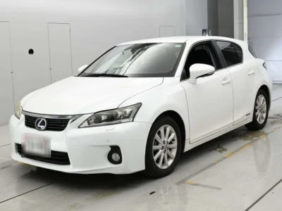 Lexus CT200h