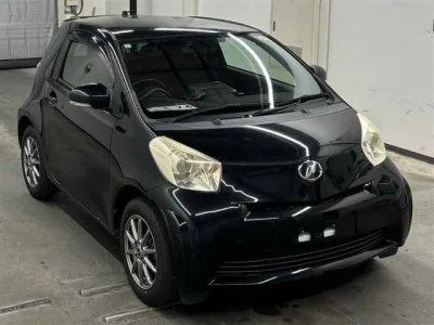 Toyota iQ