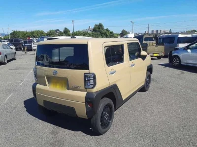 Daihatsu TAFT