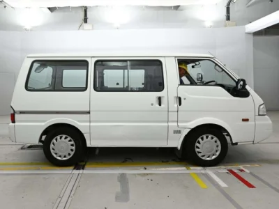Mazda Bongo Van