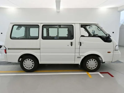 Mazda BONGO VAN