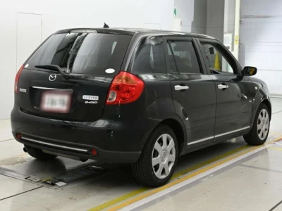 Mazda Verisa