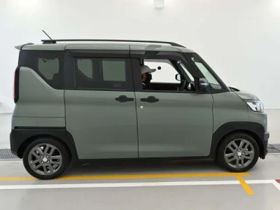 Mitsubishi Delica Mini