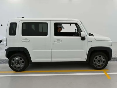 Suzuki HUSTLER