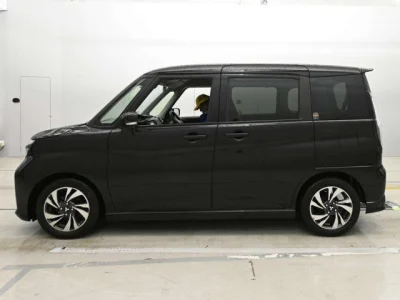Mitsubishi Delica D:2