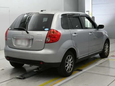 Mazda Verisa