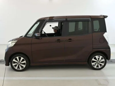 Mitsubishi eK X Space