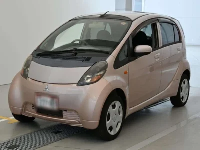 Mitsubishi I