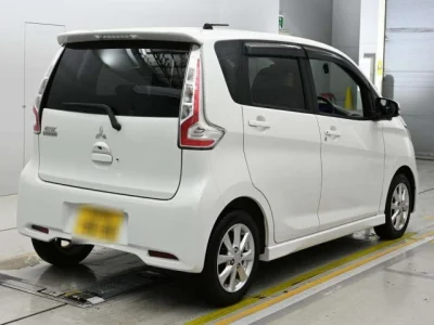 Mitsubishi EK CUSTOM