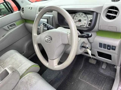 Daihatsu Move Conte