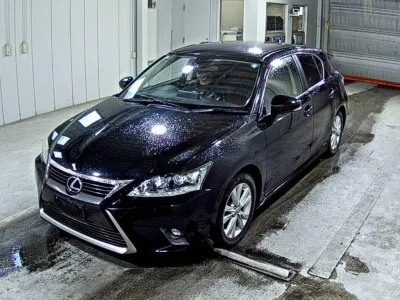 Lexus CT200h