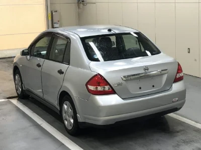Nissan Tiida Latio