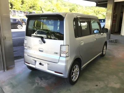 Toyota Pixis Space
