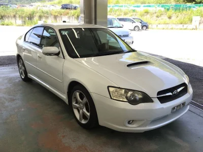 Subaru Legacy B4