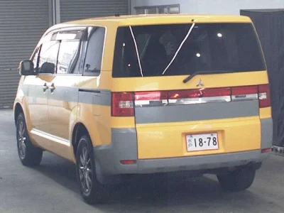 Mitsubishi Delica D:5