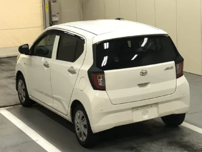 Daihatsu MIRA E S