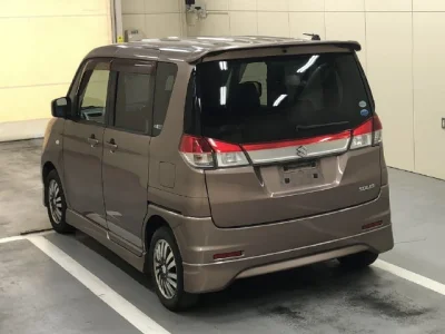 Suzuki Solio