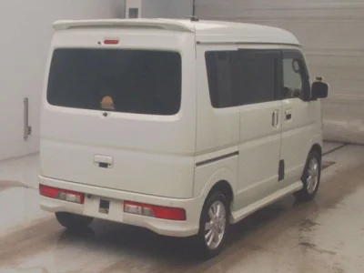 Nissan NV100 Clipper Rio
