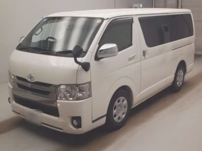 Toyota HiAce Van