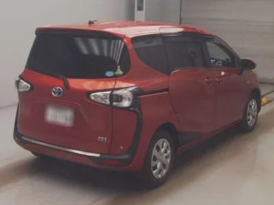 Toyota Sienta