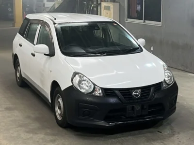 Nissan AD