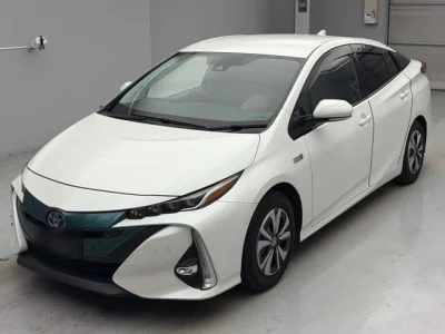 Toyota Prius PHV