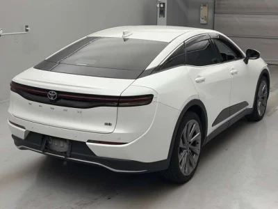 Toyota Crown Crossover