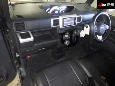 Toyota Pixis Mega