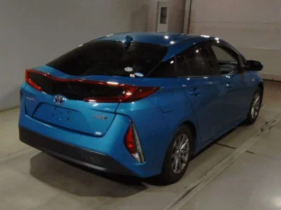 Toyota Prius PHV