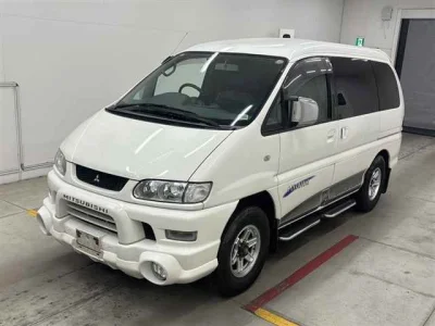 Mitsubishi Delica
