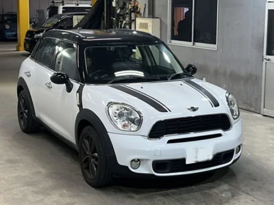 MINI Crossover
