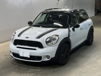 MINI Crossover