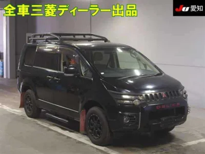 Mitsubishi DELICA D5