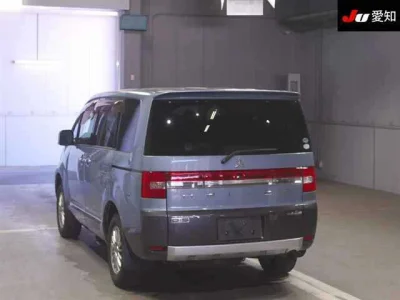 Mitsubishi DELICA D5