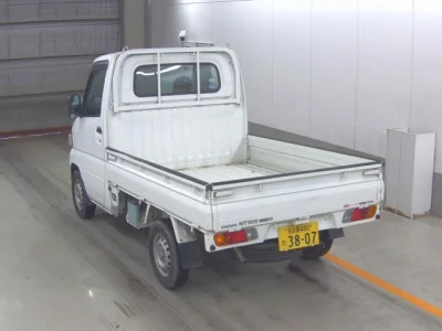 Nissan Clipper Truck