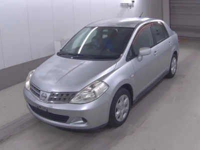 Nissan Tiida Latio