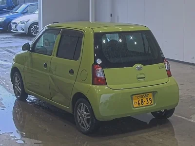 Daihatsu Esse