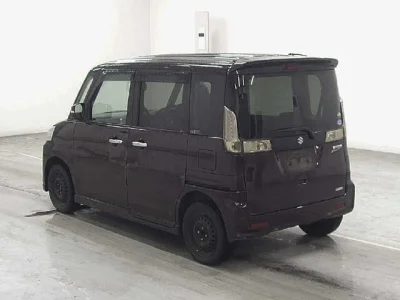 Suzuki Spacia