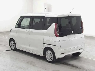 Mitsubishi eK X Space