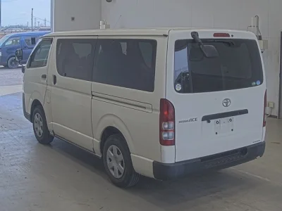 Toyota RegiusAce