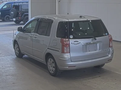 Toyota Raum