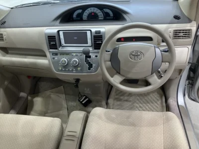 Toyota Raum