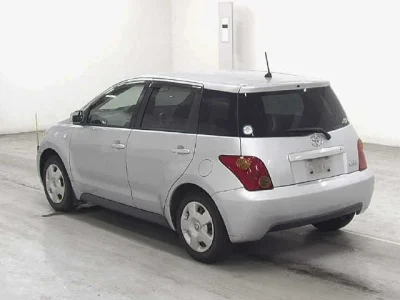 Toyota Ist