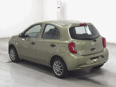 Nissan March