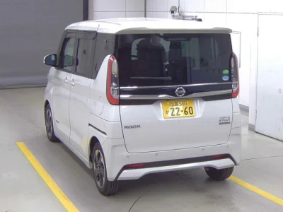 Nissan ROOX