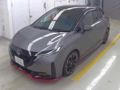 Nissan Aura