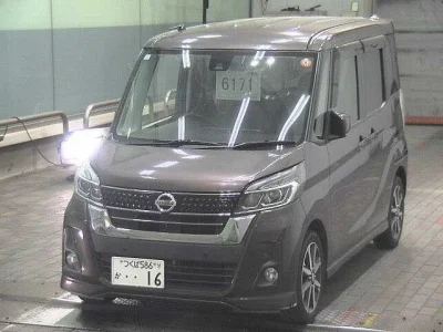 Nissan Dayz Roox