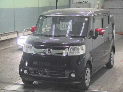 Honda N-Box Slash