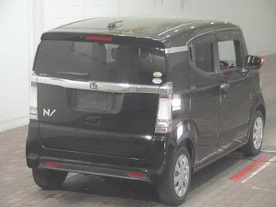 Honda N-Box Slash